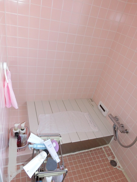 浴室･洗面脱衣室・トイレ･屋根葺き替え・テラスリフォーム　　0117